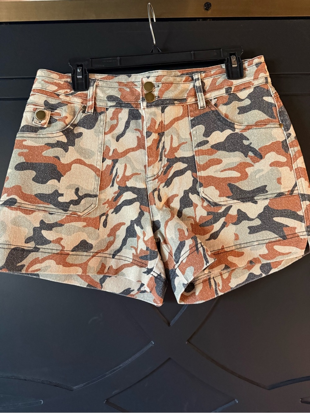 Camo Print Women’s Utility Shorts - Rust/Beige